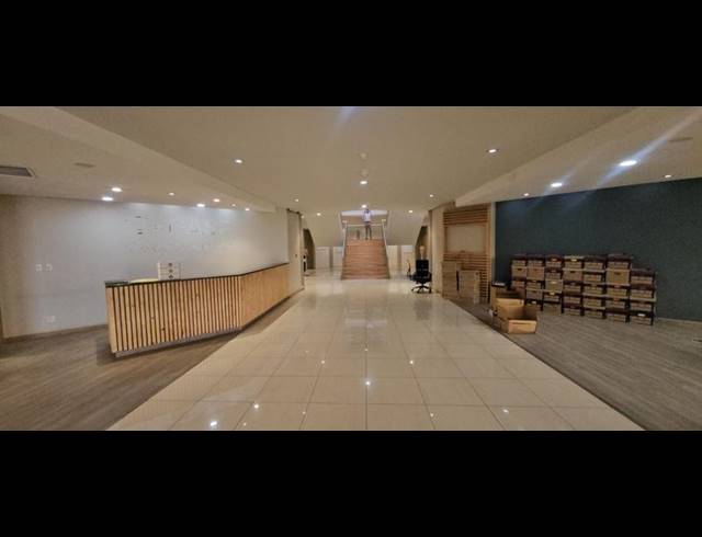 BUSINESS PROPERTY TO RENT IN RANDJESPARK